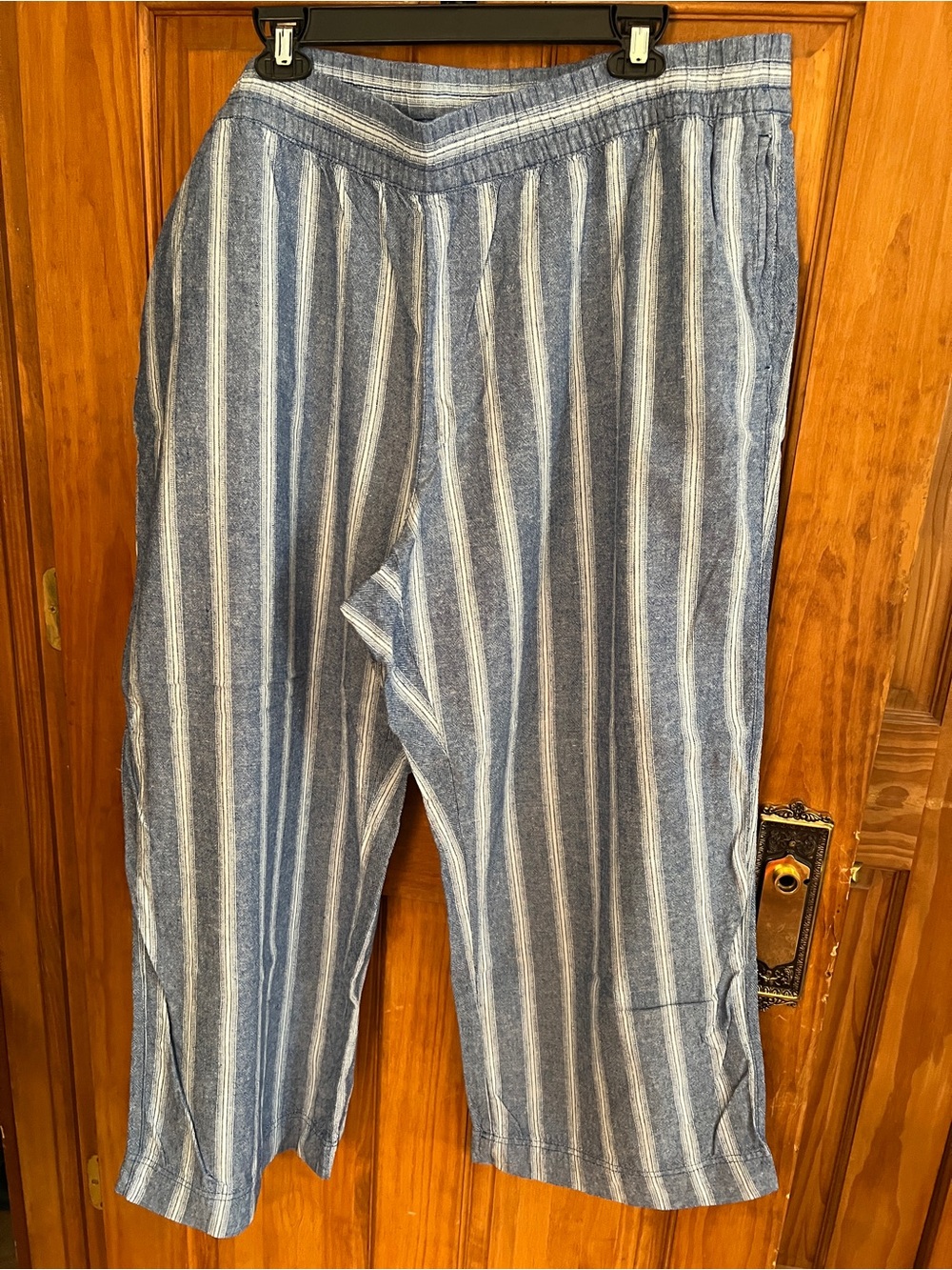 Women’s Old Navy Blue and White Striped High-Rise Wide-Leg Pants